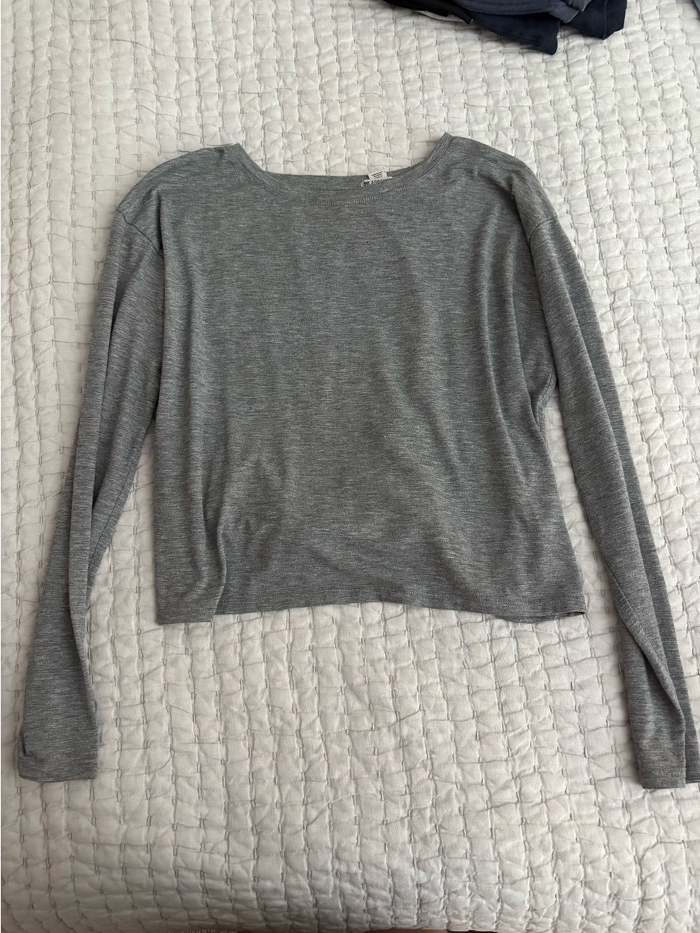 Forever 21 Lightweight Gray Long-Sleeve with Open Back Cutout